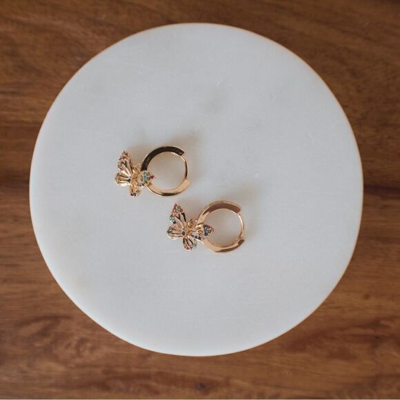 Piper•K 🦋 Butterfly mini hoops - Picture 3 of 10